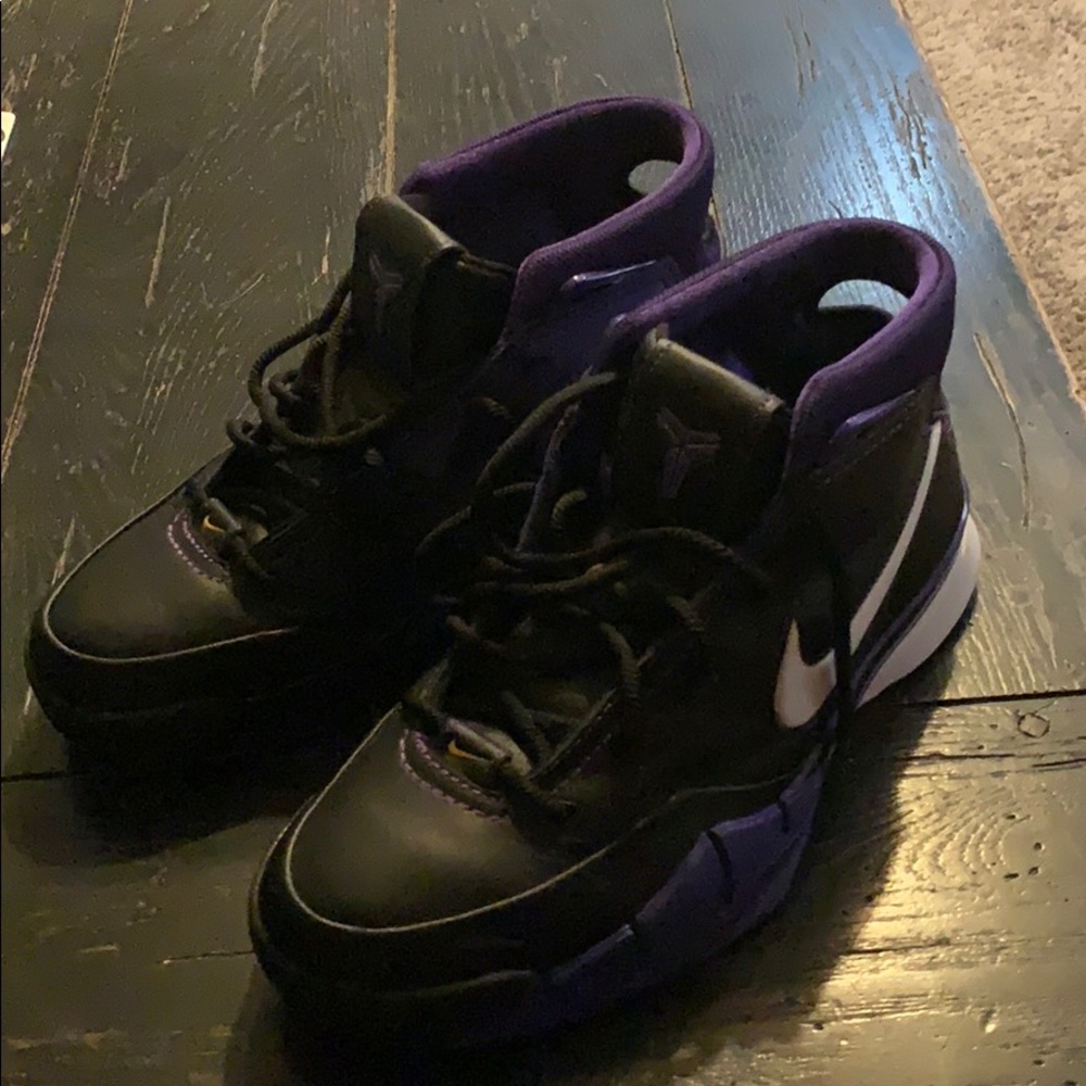 Kobe Uptempo size Men’s 9